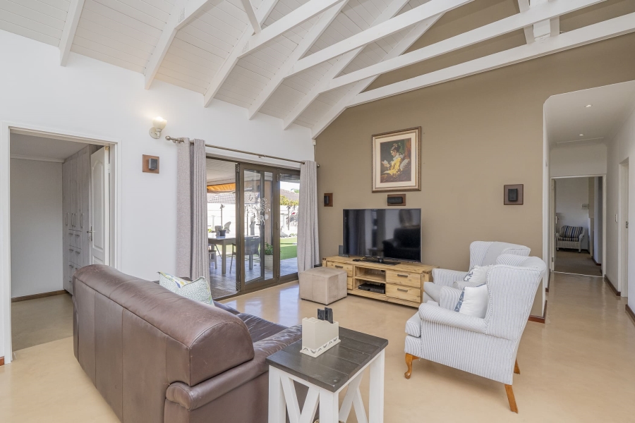3 Bedroom Property for Sale in Protea Heights Western Cape